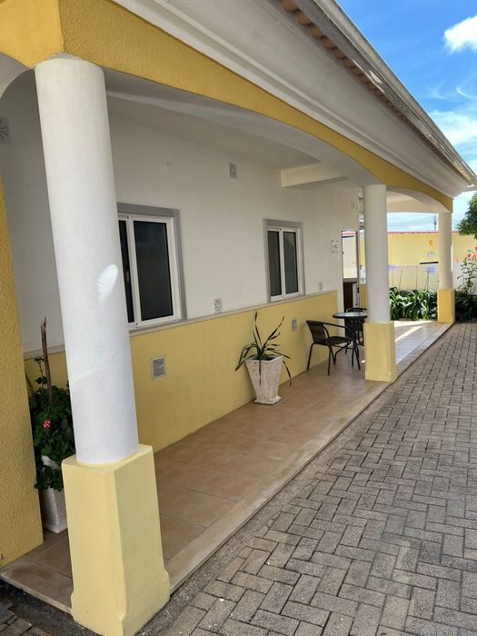 Casa T2 para Férias com Piscina próximo praia