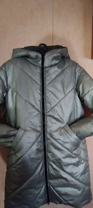 Пуховик,размер L