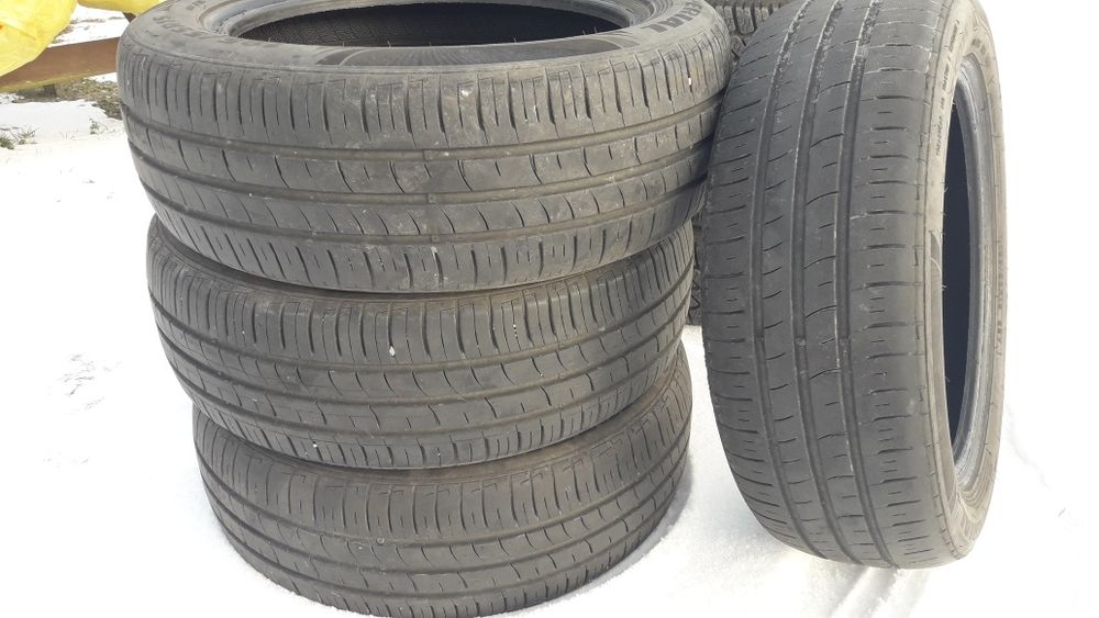 Sprzedam 4 opony letnie w należytym stanie  z mojego prywatnego auta.