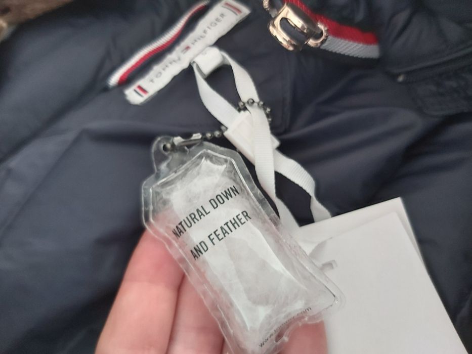 Kurtka puchowa krótka bomberkaTOMMY HILFIGER navy granat S