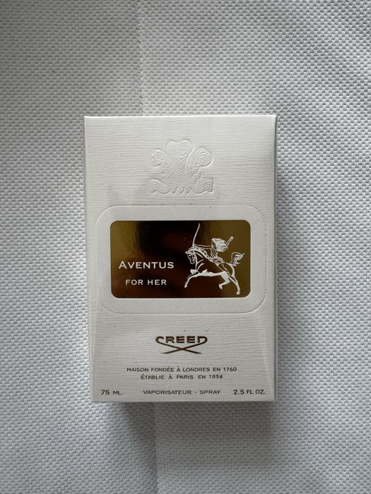 Perfum aventus for her