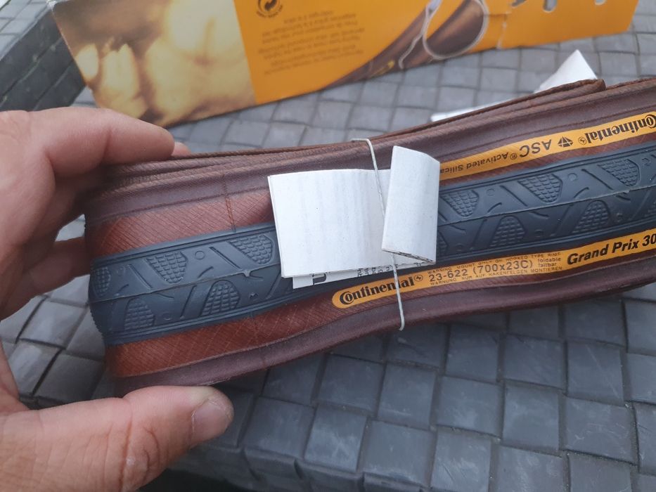 Opona ContinentaGrand Prix 3000 700x23C  unimatl