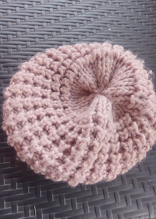 Берет шапка жіночий