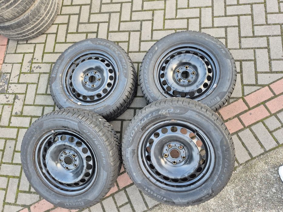 Komplet Kół Stalowych z Oponami Zima SKODA VW Tiguan 5x112 215/60 R17