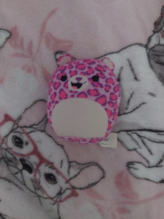 Mały pluszaczek SQUISHMALLOWS