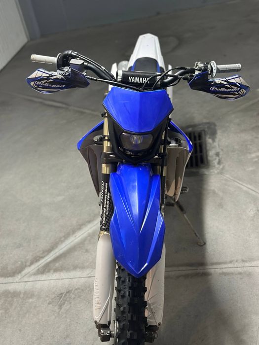 Yamaha yz250f com documentos