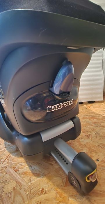 Baza Maxi-Cosi Easy Fix i Fotelik samochodowy