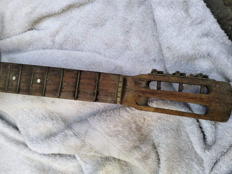 Sprzedam. Stara. Gitare johannes. Adleri