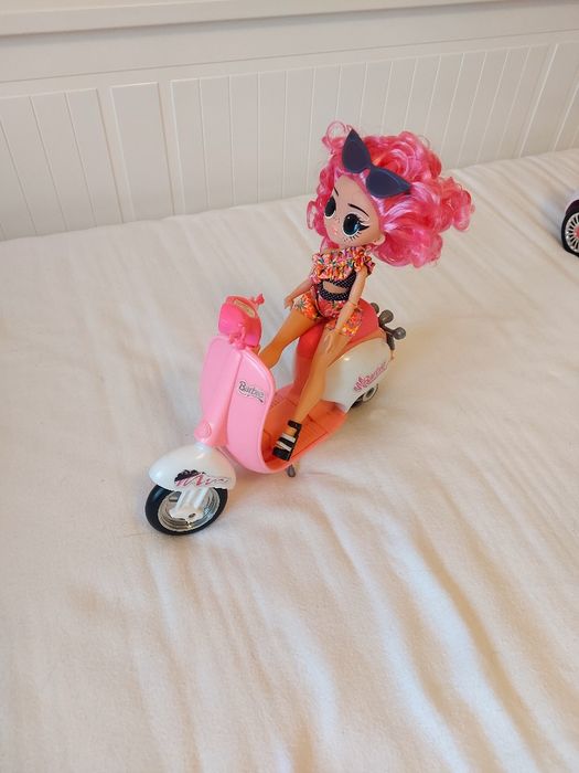 Scooter bonecas Barbie