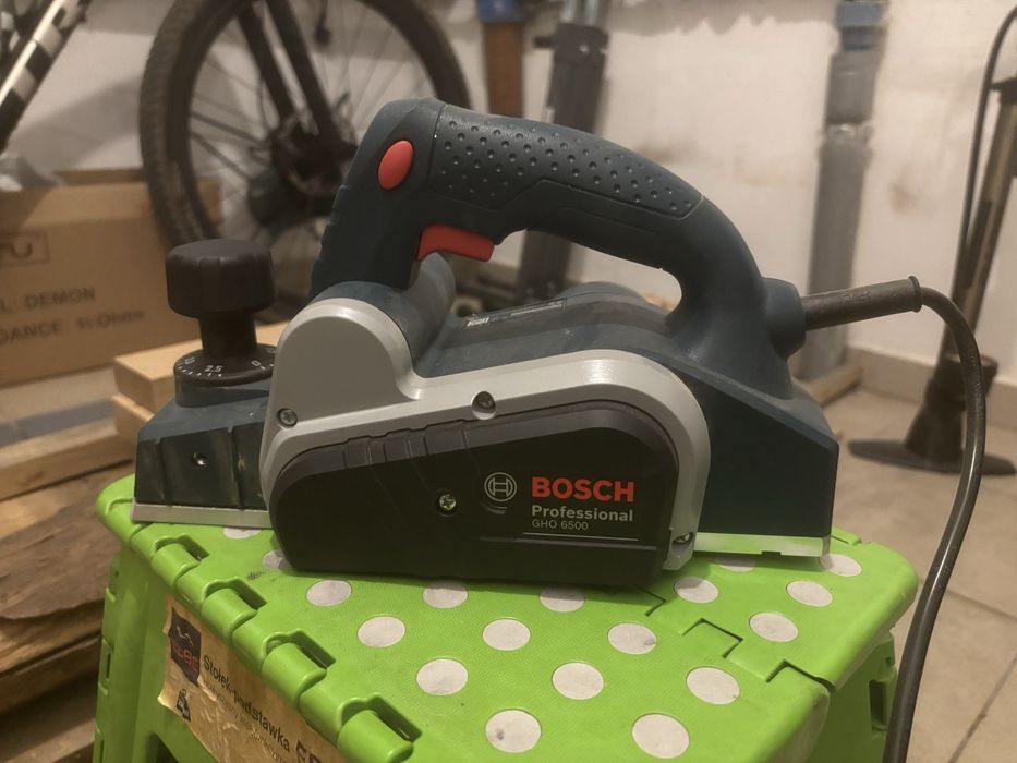 Strug elektryczny Bosch GHO 6500 650W – komplet, stan bdb