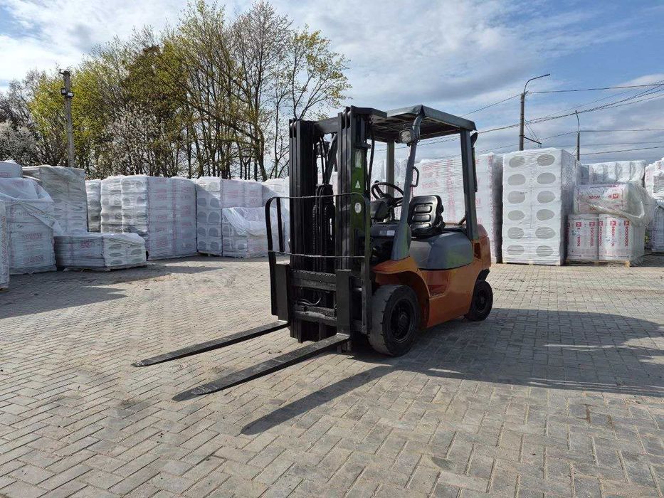 Навантажувач вилковий Toyota 62-7FDF25 2007