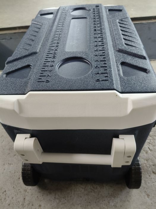 Lodówka turystyczna 12v 230v 24v