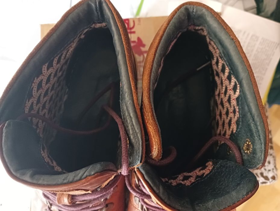Portugalskie półbuty skórzane 41 snickersy j. timberland skóra ecco 26
