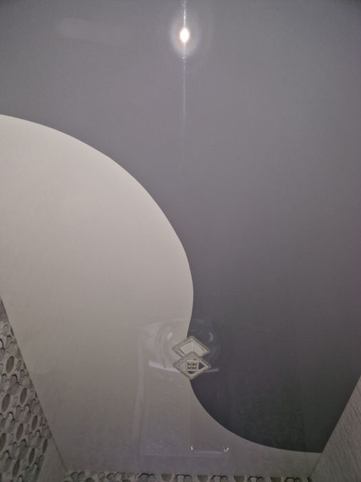 Натяжні Стелі П'ятихатки