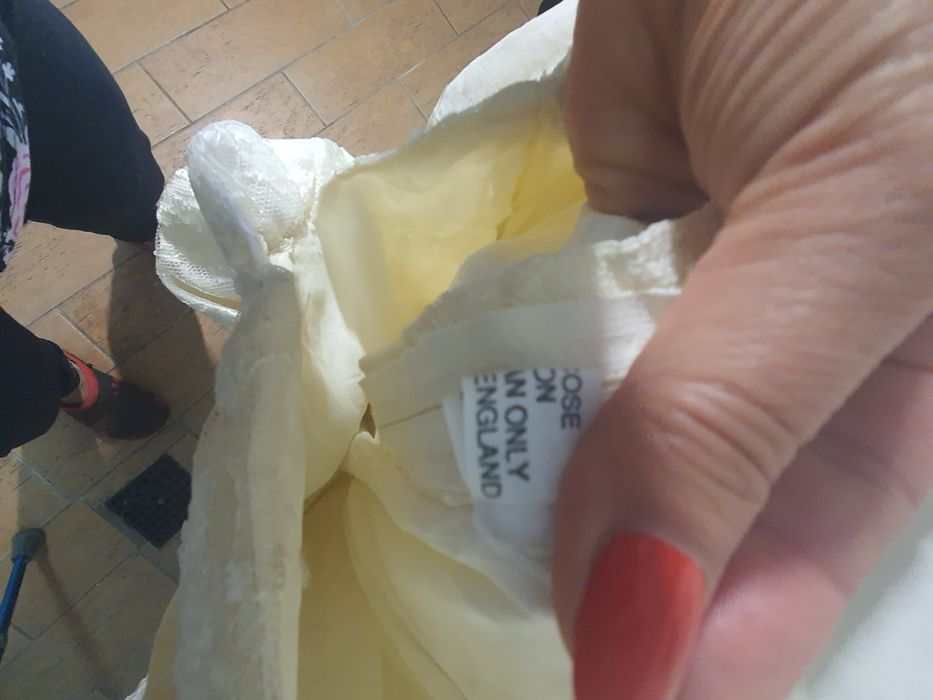 Suknia ślubna lub wieczorowa kremowa