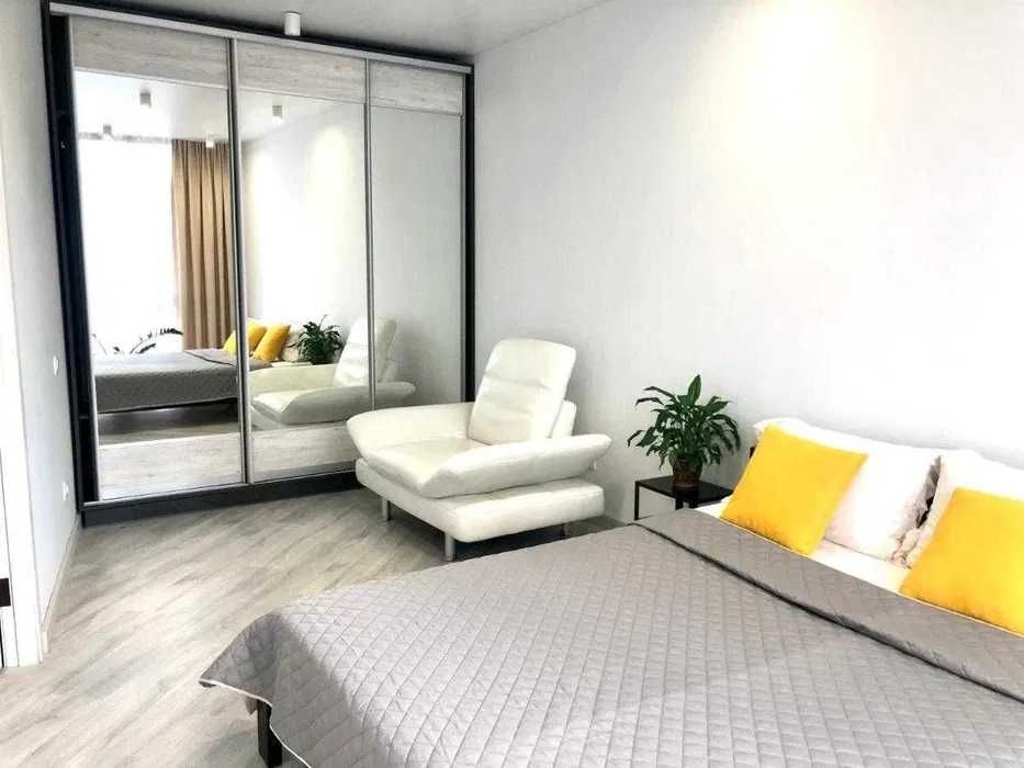 Подобова оренда 1к квартири в Оболонському р-ні (м. Мінська)