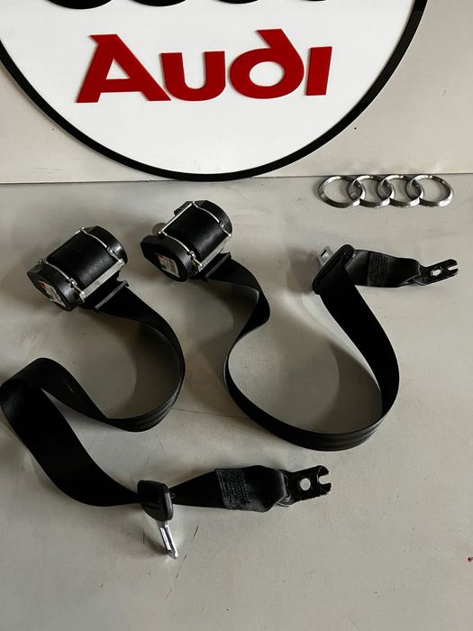 AUDI A3 8V PAS PASY TYŁ 8V3857805