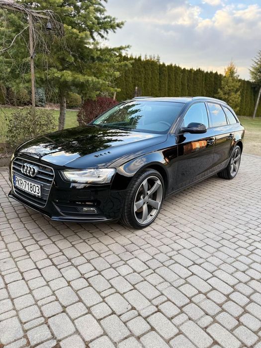 Audi A4 Avant Audi A4 B8 Avant 3.0 TDI 2013 | Manual | Zadbane | Nowe opony