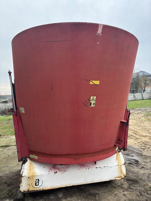 Paszowóz trioliet 10 m3 nowy slimak