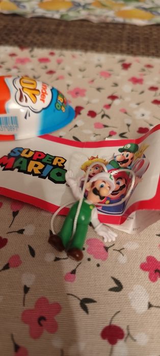 Super Mario Kinder niespodzianka joy figurki