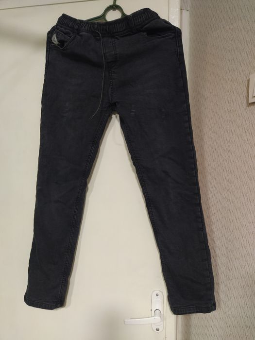 брюки на підлітка.