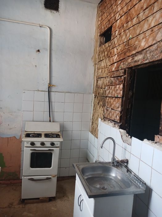 Продам 2-х кімнатну квартиру