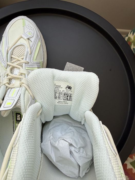 Кросівки New Balance 1906A White Білі Dragon Berry