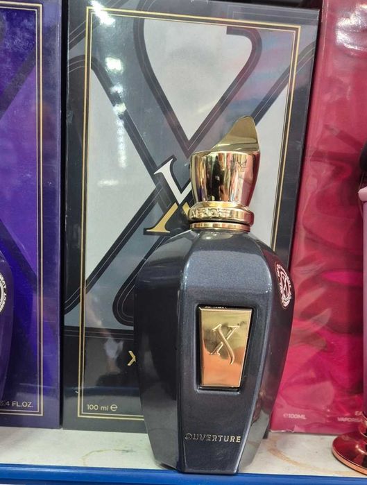 Perfume italiano xerjoff