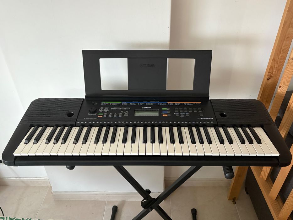 Piano Teclado Yamaha ES23