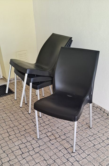 1 cadeira 10€ - 4 cadeiras 30€