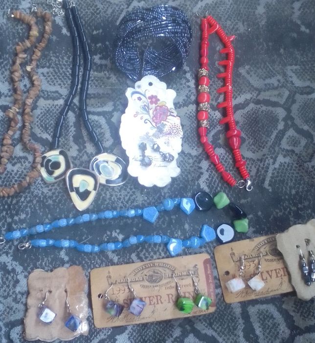 Украшения стеклянное