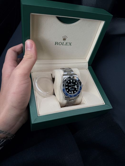 Rolex GMT-Master II “Batman” – 116710BLNR