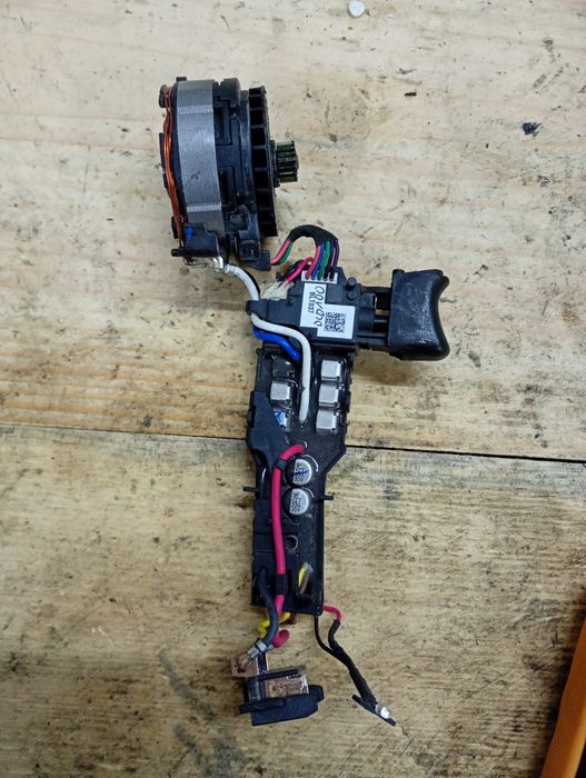 DeWalt dcd100 dcd791 dcd795 dcd796 dcf887 elektronika