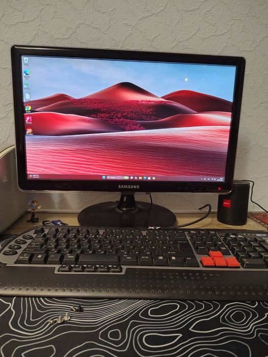 Ігровий ПК 16/240 GB + монітор + клава