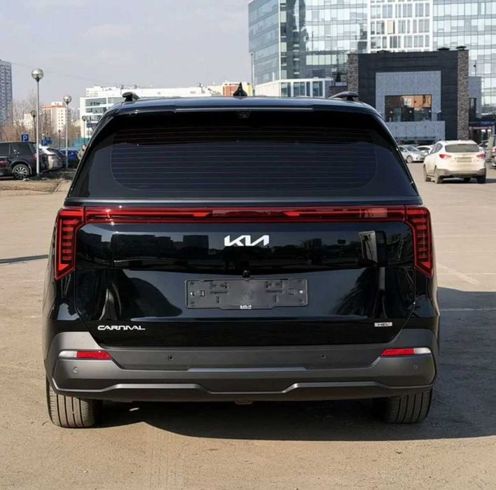 Kia Carnival 1.6 гібрид 2024 можна с ПДВ