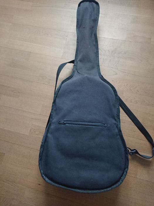 Гітара з чохлом, ще одна є в моїх оголошеннях