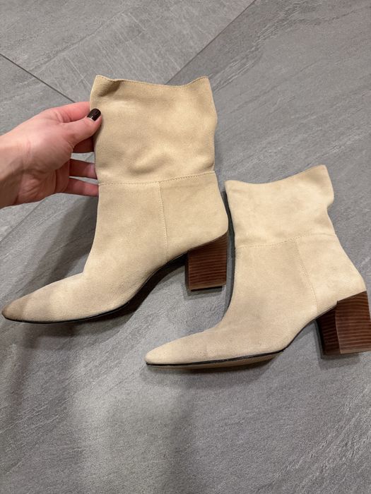 Казаки жіночі б/у