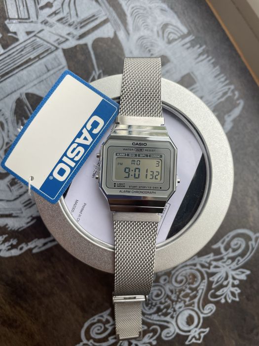 Casio A700WM-7A чудовий годинник