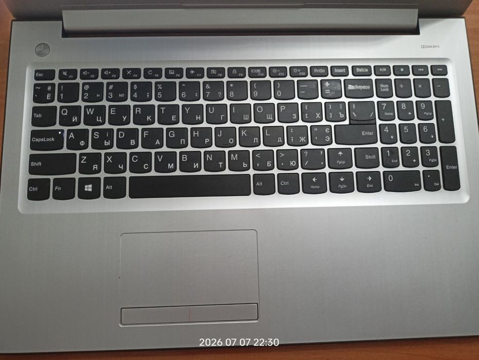 Lenovo IdeaPad 310-15ISK /111гб/