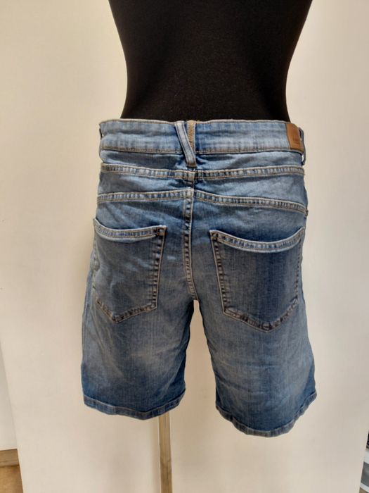 Bermudy dżinsowe, spodenki damskie marki Amisu,  rozmiar L