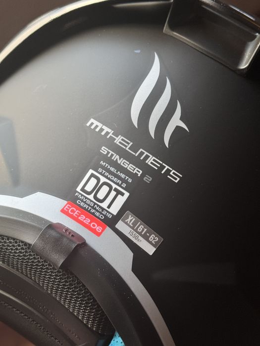 Шолом MT helments stinger 2