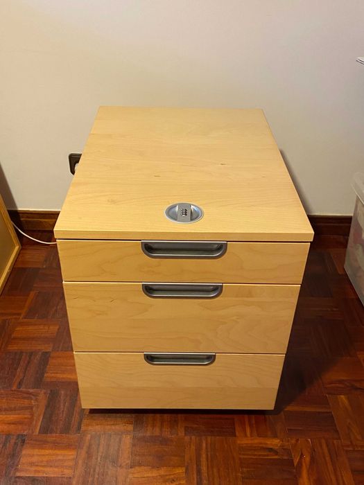 Bloco de gavetas Galant IKEA