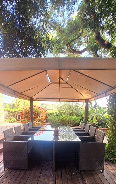 Campanha Verão Jardim, mesas, cadeiras, sofás, chapéus sol e mais