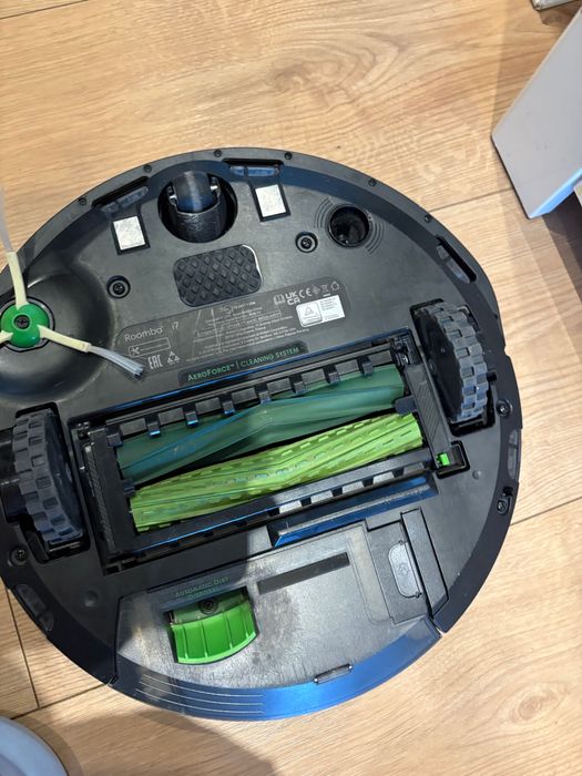 I robót roomba i7