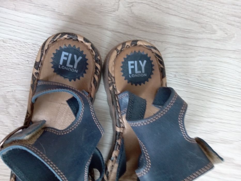 Sandały Fly London r.40