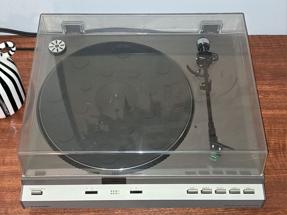 Giradiscos Blaupunkt P-2100