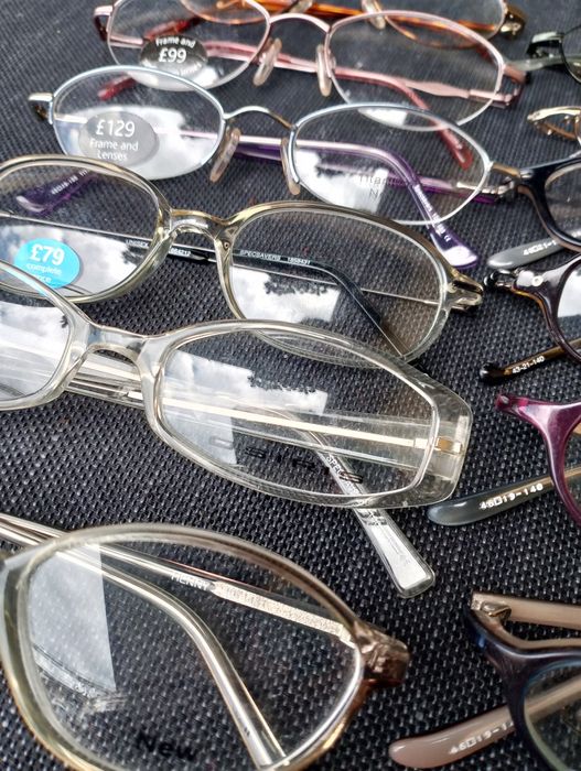 Oprawki po likwidacji sklepu duży zestaw nowe