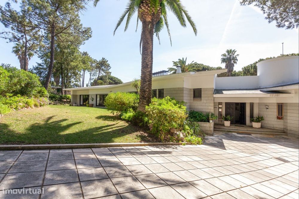 Vila de Luxo com piscina privada em Cascais