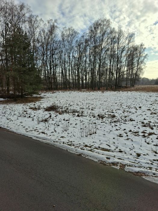 Działka budowlana w Ożarowicach ul. Zawodą