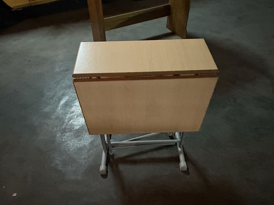 Foldable wooden tables64751445592065122